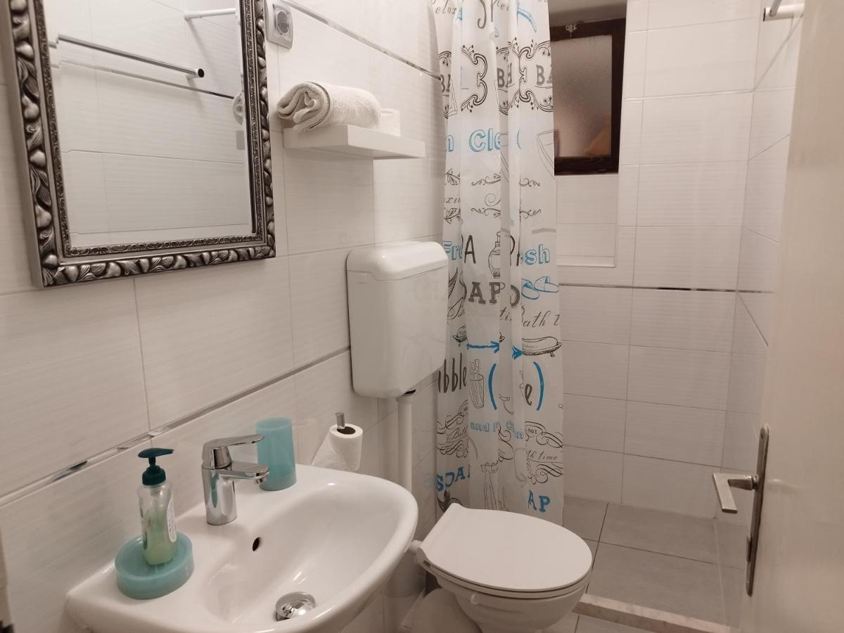 Apartment Ane ดรามัลย์ ภายนอก รูปภาพ