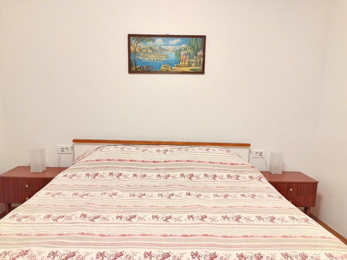 Apartment Ane ดรามัลย์ ภายนอก รูปภาพ