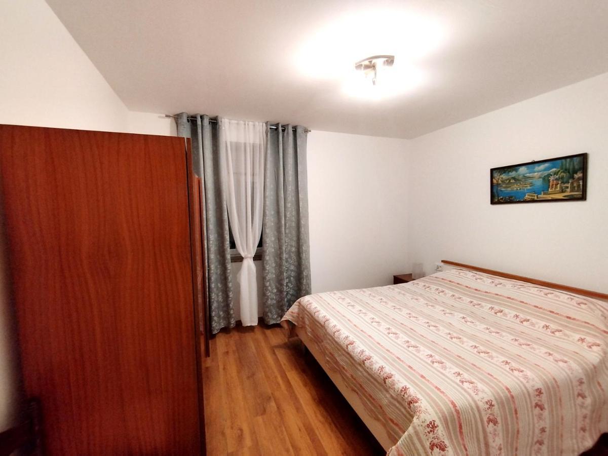 Apartment Ane ดรามัลย์ ภายนอก รูปภาพ