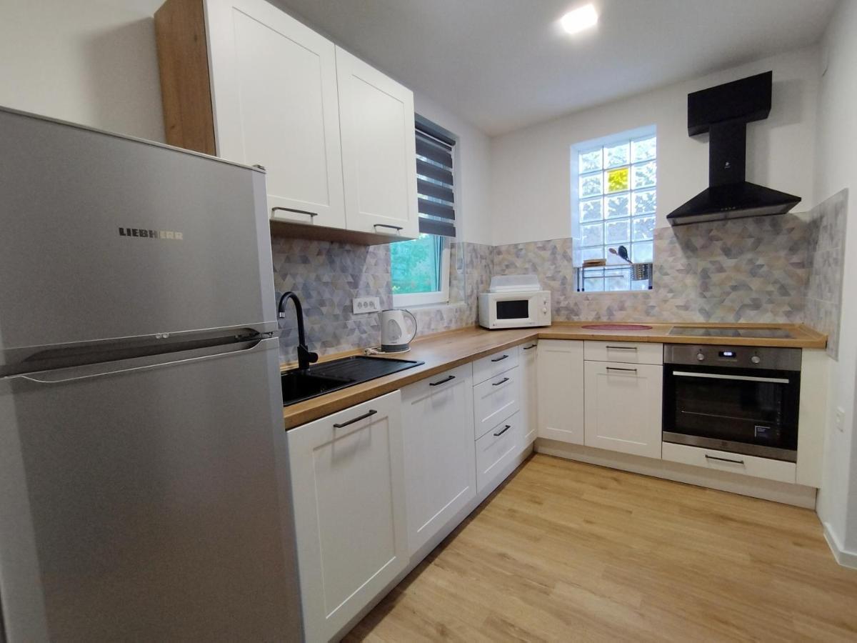 Apartment Ane ดรามัลย์ ภายนอก รูปภาพ