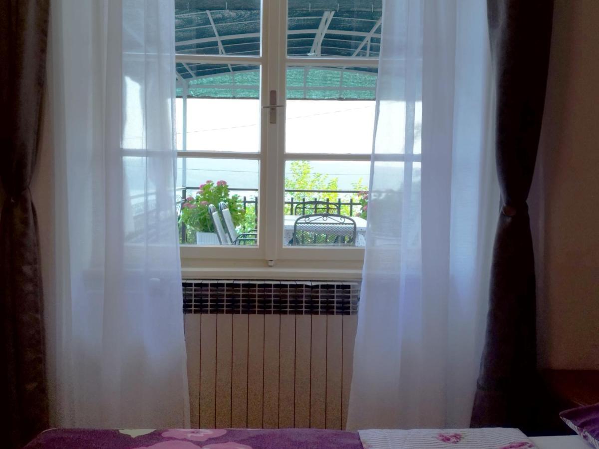 Apartment Ane ดรามัลย์ ภายนอก รูปภาพ